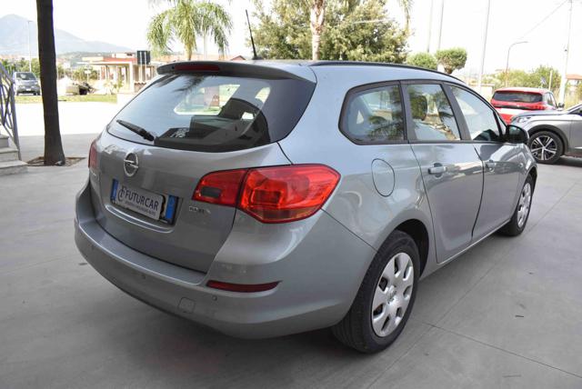OPEL Astra usata, con Servosterzo