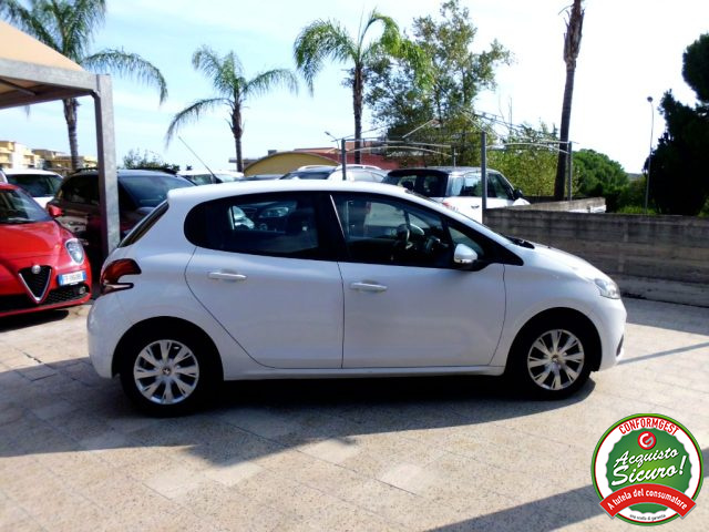 PEUGEOT 208 usata, con Cerchi in lega