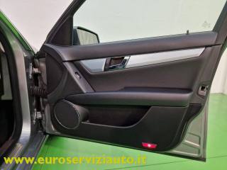 MERCEDES-BENZ C 220 usata 39