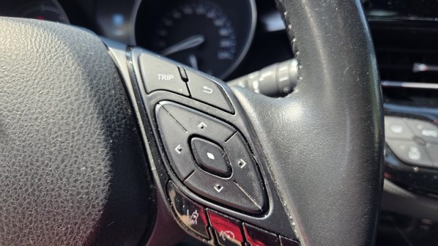 TOYOTA C-HR usata, con Luci diurne LED