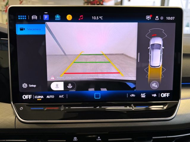 VOLKSWAGEN Golf usata, con ESP