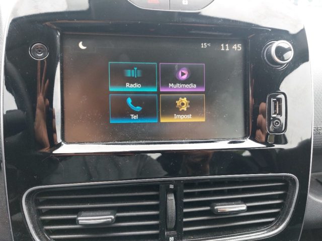 RENAULT Clio usata, con Autoradio