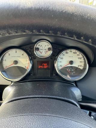 PEUGEOT 207 usata, con Servosterzo