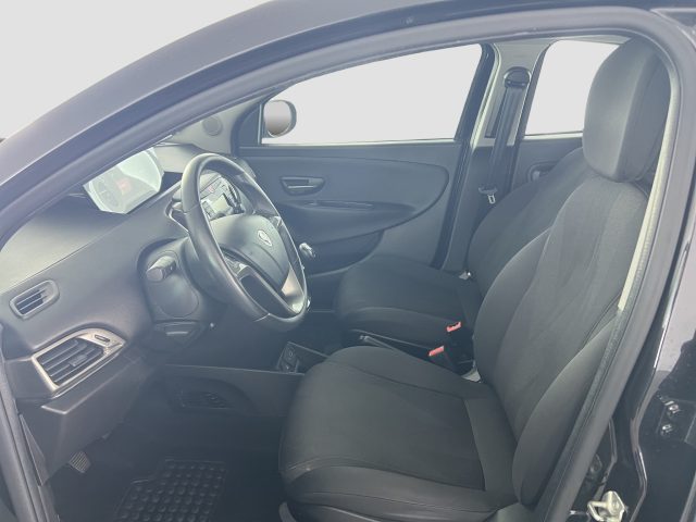 LANCIA Ypsilon usata 8
