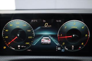 MERCEDES-BENZ CLA 220 usata, con Sensori di parcheggio anteriori