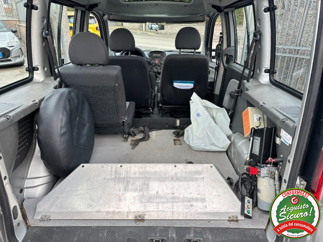 FIAT Doblo usata, con Fendinebbia