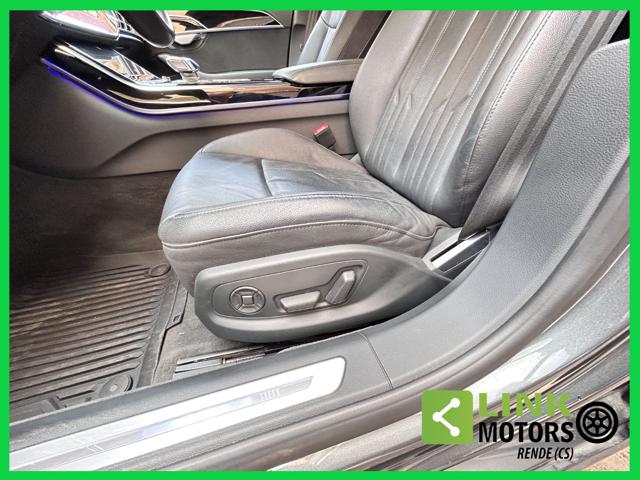 AUDI A8 usata, con Luci diurne LED