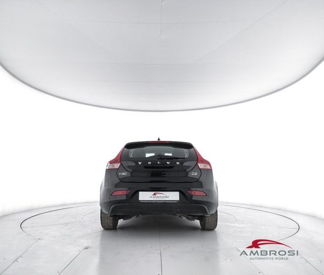 VOLVO V40 usata 5