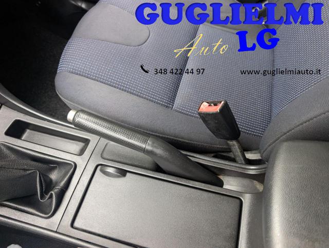 MAZDA 3 usata, con Sedile posteriore sdoppiato
