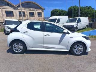 TOYOTA Yaris usata 4