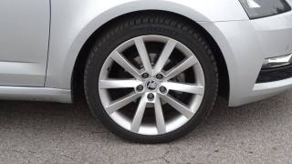 SKODA Octavia usata, con Volante in pelle