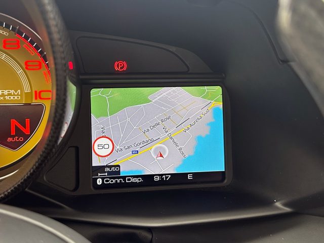 FERRARI 488 GTB usata, con Sensori di parcheggio posteriori