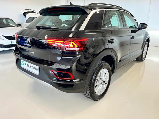 VOLKSWAGEN T-Roc usata, con Autoradio