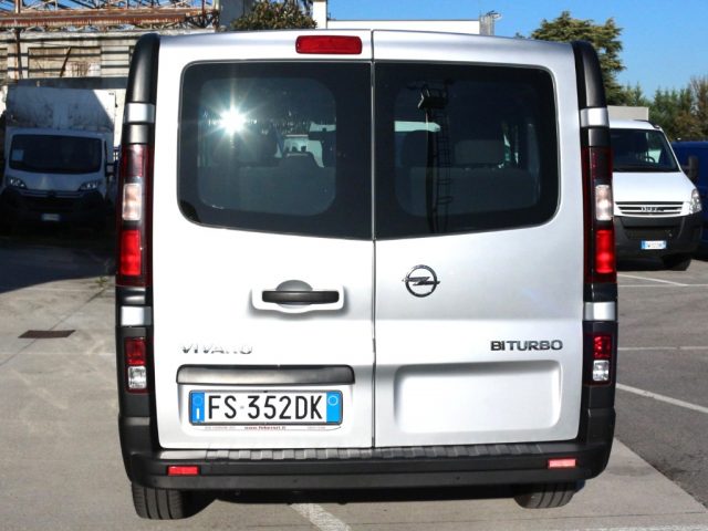 OPEL Vivaro usata, con Airbag laterali