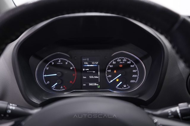 TOYOTA Yaris usata, con Servosterzo