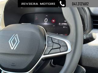 RENAULT Clio usata, con Fari LED