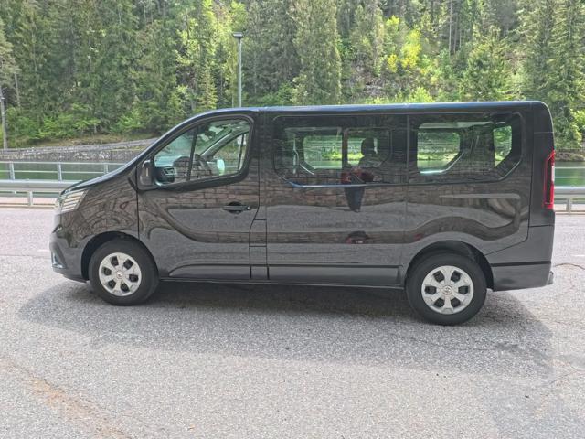 RENAULT Trafic usata, con Alzacristalli elettrici