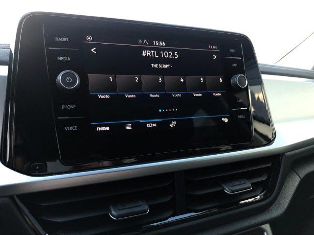 VOLKSWAGEN T-Roc usata, con Autoradio digitale