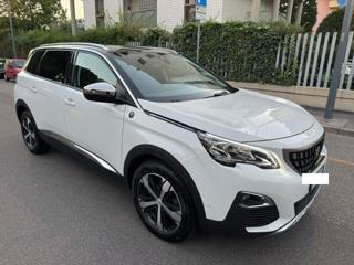 PEUGEOT 5008 BlueHDi 130 S&S EAT8 Crossway