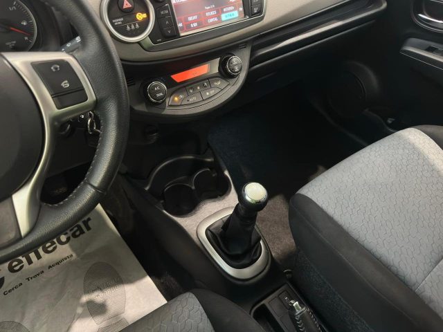 TOYOTA Yaris usata, con Controllo automatico clima