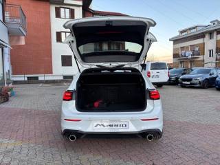 VOLKSWAGEN Golf usata, con Boardcomputer