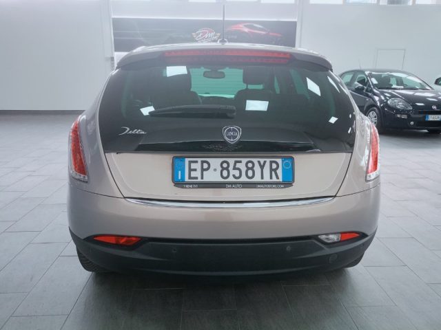LANCIA Delta usata, con Autoradio