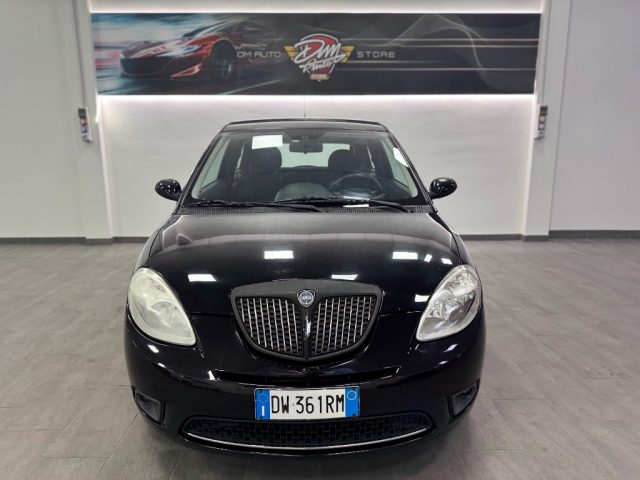 LANCIA Ypsilon usata, con Airbag