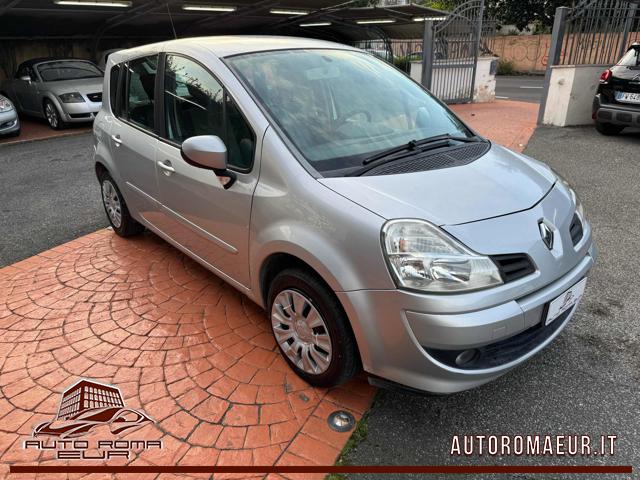 RENAULT Modus usata, con Autoradio