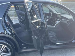 MERCEDES-BENZ GLC 220 usata 25