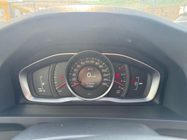 VOLVO V60 usata, con Bluetooth