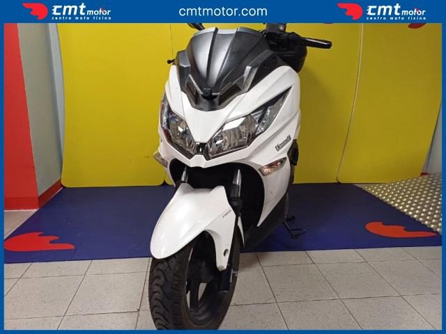 KAWASAKI J 300 usata 1