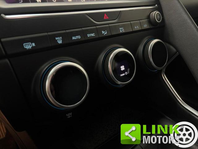 JAGUAR E-Pace usata, con Luci diurne LED