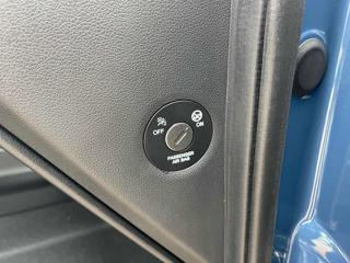 HYUNDAI i10 usata, con Volante multifunzione