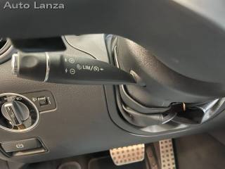 MERCEDES-BENZ SLK 200 usata, con Park Distance Control
