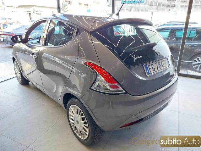 LANCIA Ypsilon usata, con Controllo trazione