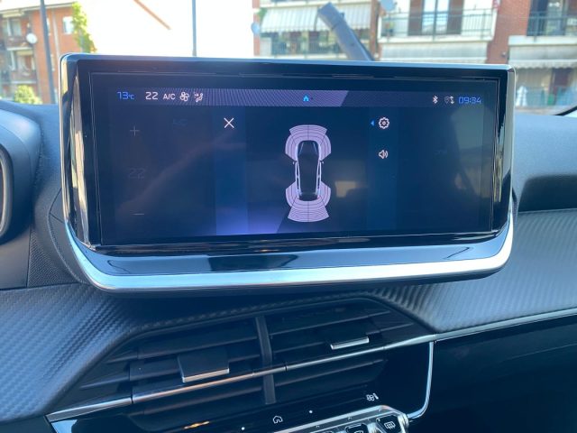 PEUGEOT 208 usata, con USB