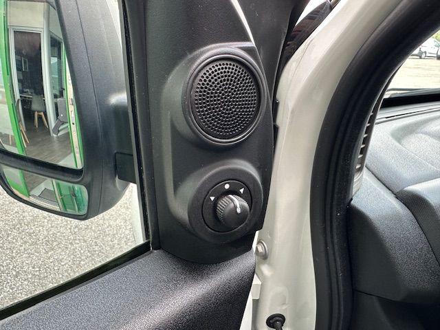 OPEL Combo usata 13