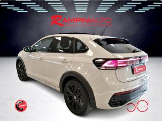 VOLKSWAGEN Taigo usata 11