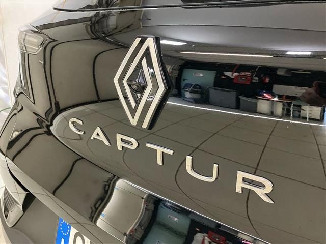 RENAULT Captur usata 24
