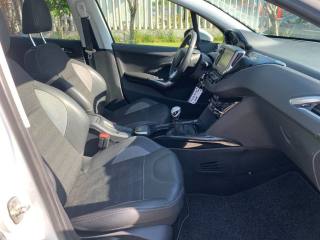 PEUGEOT 2008 usata, con Controllo trazione