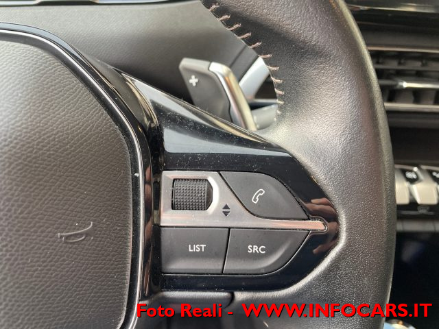 PEUGEOT 3008 usata, con Controllo elettronico della corsia