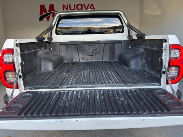 TOYOTA Hilux usata, con Cruise Control