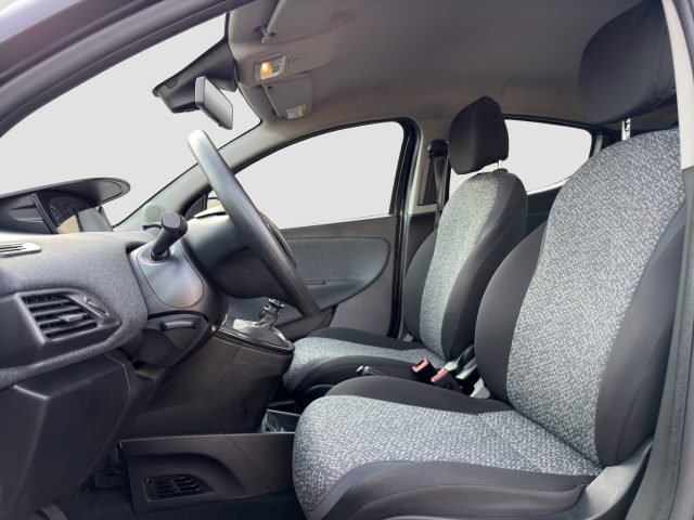 LANCIA Ypsilon usata 9