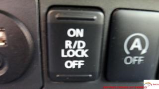 MITSUBISHI L200 usata, con Touch screen