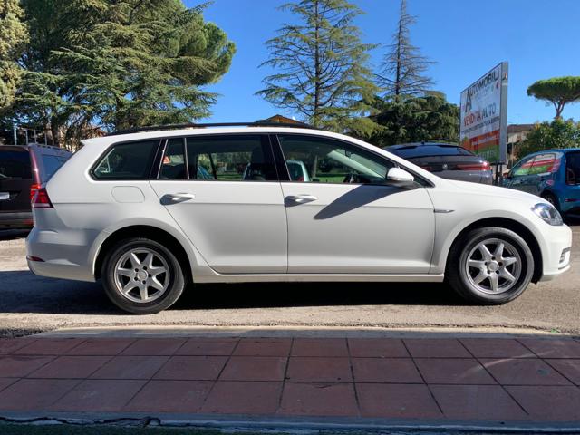 VOLKSWAGEN Golf Variant usata, con Specchietti laterali elettrici