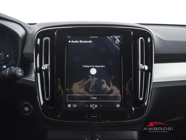 VOLVO XC40 usata 13