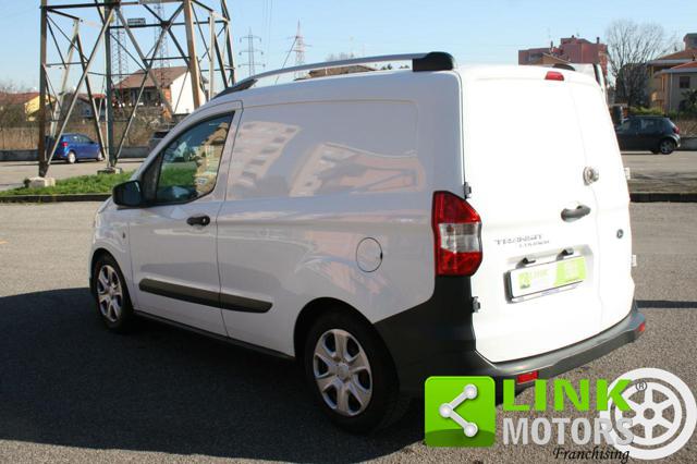 FORD Transit Courier usata, con Servosterzo