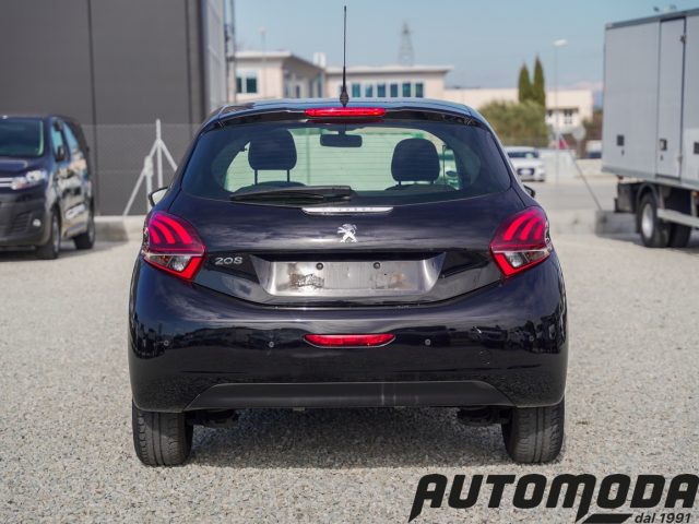 PEUGEOT 208 usata, con Autoradio