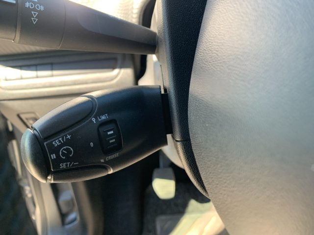 PEUGEOT 2008 usata, con Sistema di navigazione
