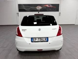 SUZUKI Swift usata, con Autoradio